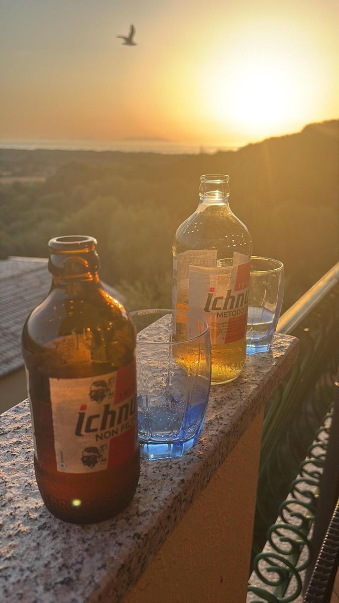 An Ichnusa on the veranda at sunset