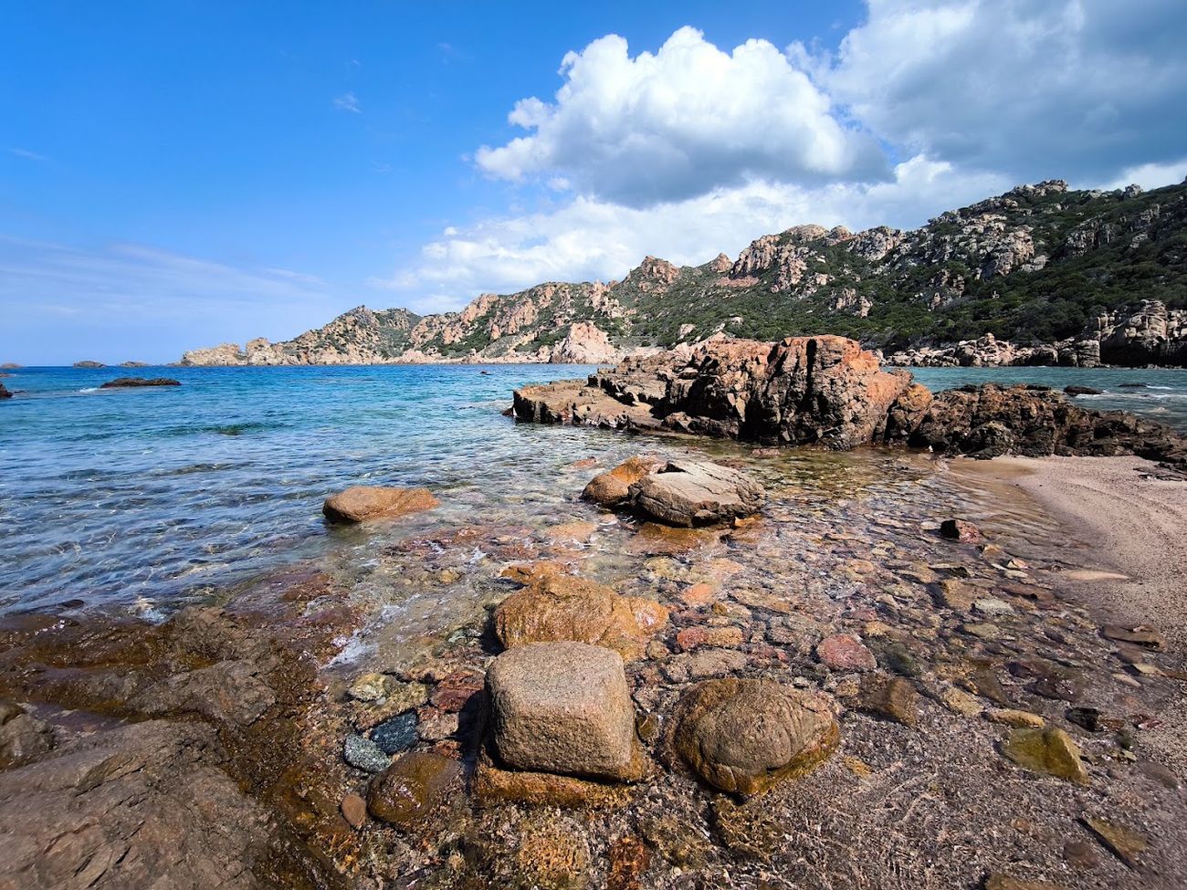 The red rocks at Porto Sommacal